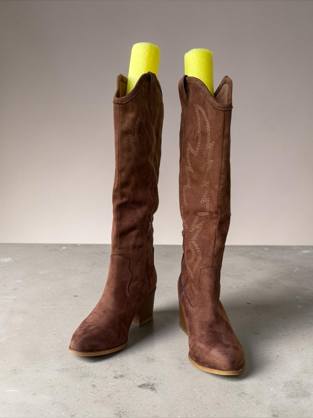 Dirty Laundry Upwind Western Boots - Chocolate Faux Suede Size 10